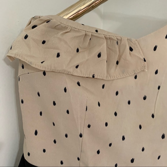 *NWT* Nasty Gal One Sleeve Polka Dot Bodysuit - Picture 3 of 9